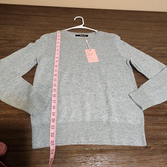 Quince Cashmere Crewneck Sweater NWT Green Small - Picture 2 of 7